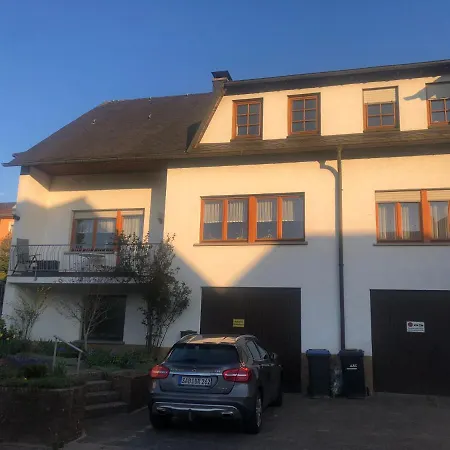 Ferienwohnung Moselblick Διαμέρισμα *